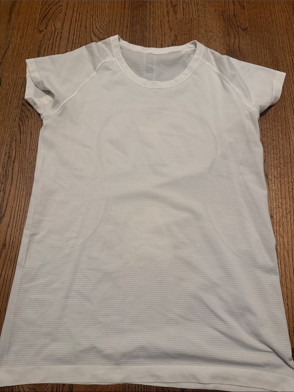 lululemon athletica White Short Sleeve swiftly tech Active Tee sz 12